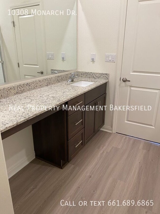 Building Photo - 10308 Monarch Dr