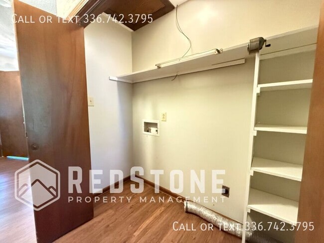 Building Photo - 510 S. Williamson-