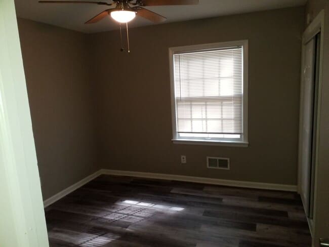 Building Photo - Coming Soon! South KC SF