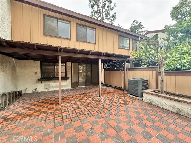 Building Photo - 444 W Huntington Dr