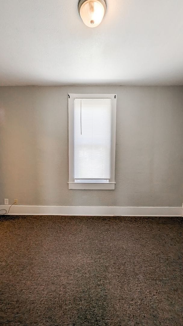Building Photo - PRELEASING for AUGUST! Close to Campus; In-Unit Washer and Dryer