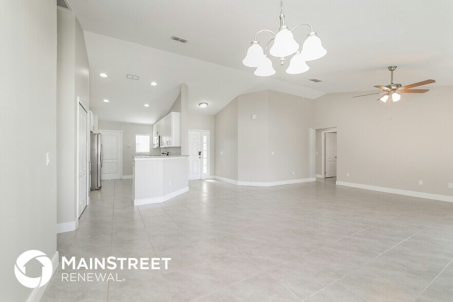 Building Photo - 419 Britten Dr