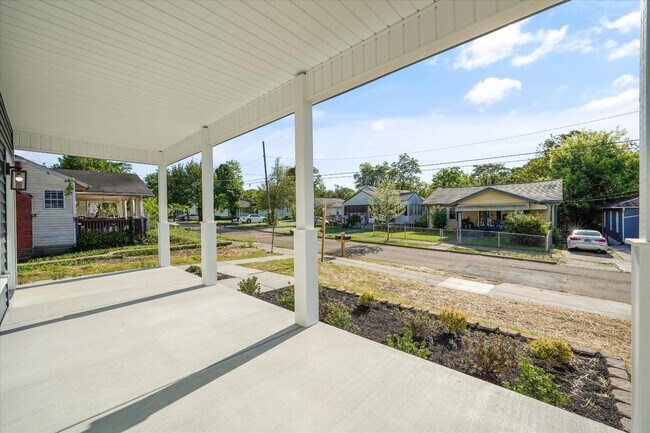 Building Photo - 2713 Tarleton Ave