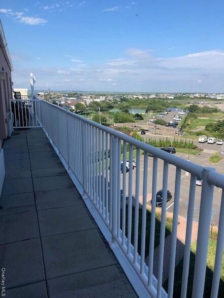 Building Photo - 2 Richmond Rd