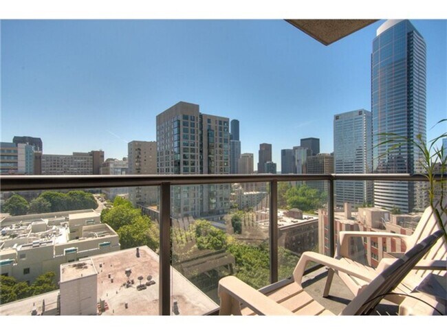 Building Photo - 1Bd/1Ba Seattle Condo