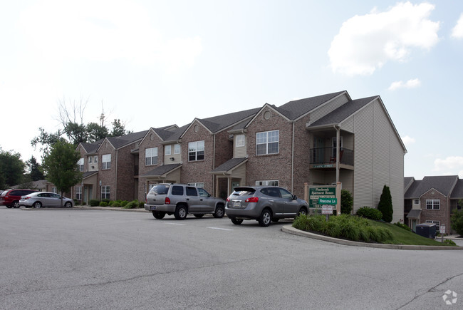 Primary Photo - Pinebrook & Library Park Apartments