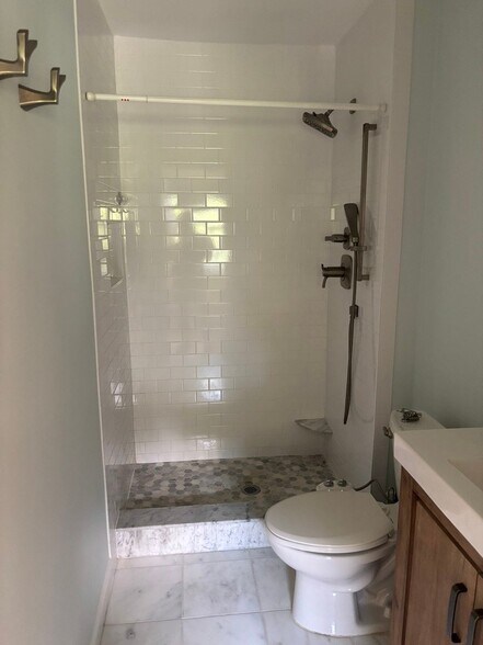 Building Photo - 12116 Little Creek Dr