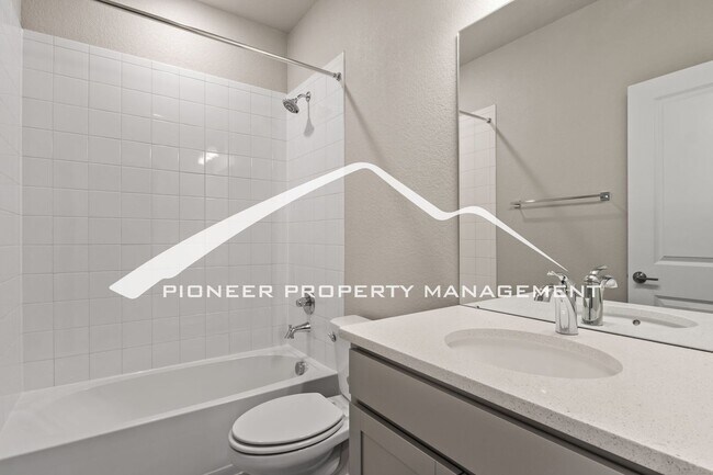 Building Photo - 4 bed, 3.5 bath home in Gold Hill Mesa with AC and 2 Car Garage