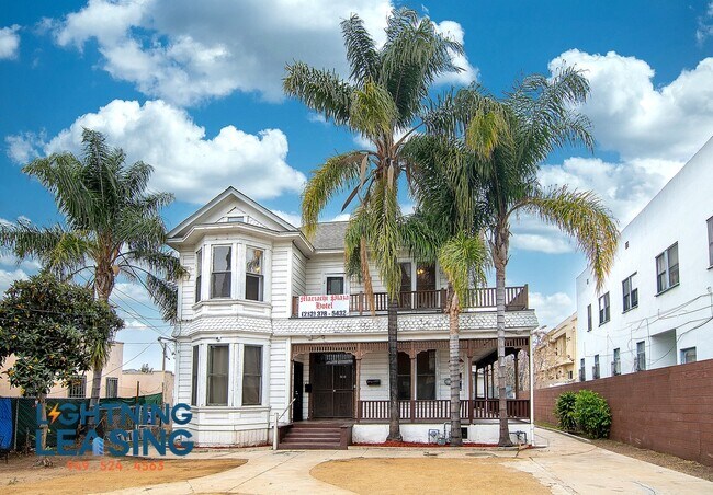 Building Photo - 133 S Boyle Ave