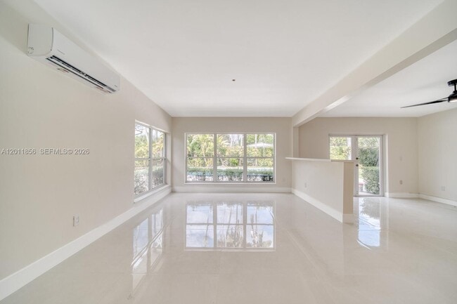 Building Photo - 15730 SW 87th Ct