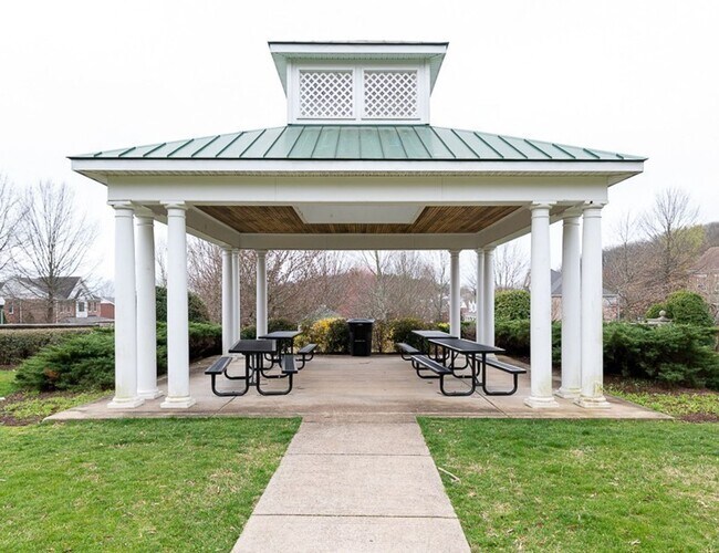 Building Photo - **5-BEDROOM HOME IN AMENITY-RICH MCKAY'S M...