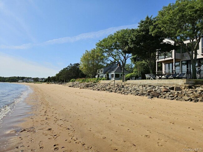 Building Photo - 599 Peconic Bay Blvd