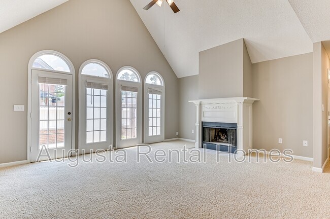 Building Photo - 208 Stonington Dr