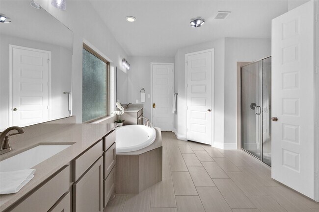 Building Photo - 28907 Ridge Valley Ct