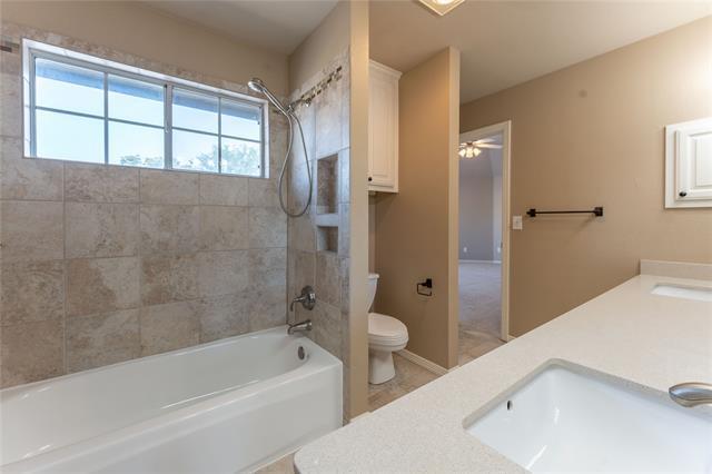 Building Photo - 209 Timber Lake Dr