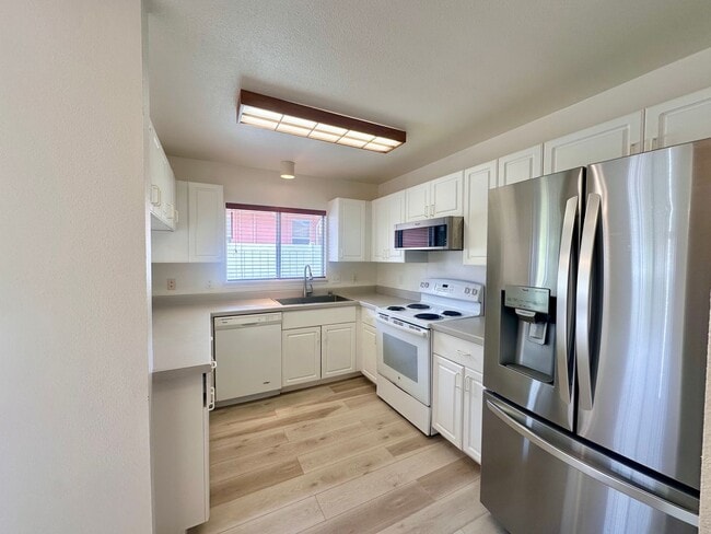 Building Photo - For Rent - [Tropics at Waikele]  94-1076 K...