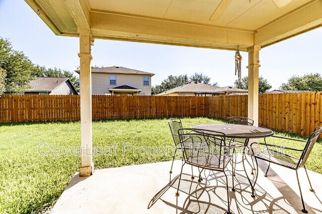 Building Photo - 104 Rattlesnake Way