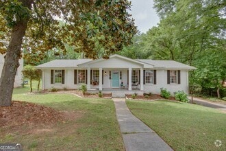 Building Photo - 2674 W Rugby Ave