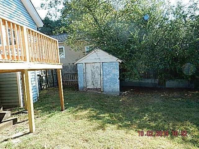 Building Photo - 709 W Main St