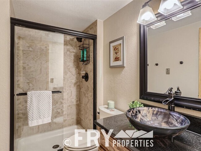 Building Photo - Luxury Rental in Beautiful Colorado Foothills