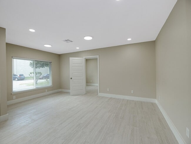 Building Photo - 5306 Windswept Ln