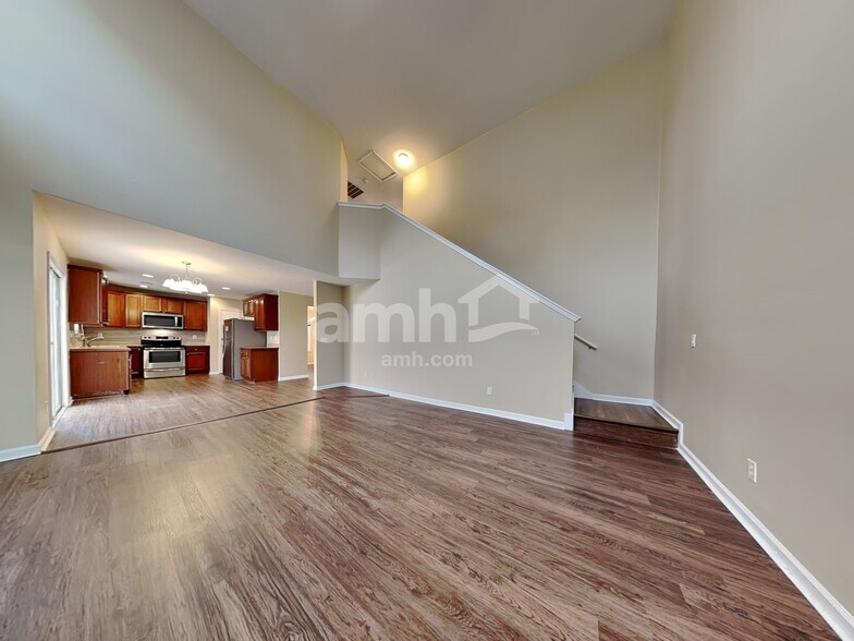 Building Photo - 2236 Blakers Blvd