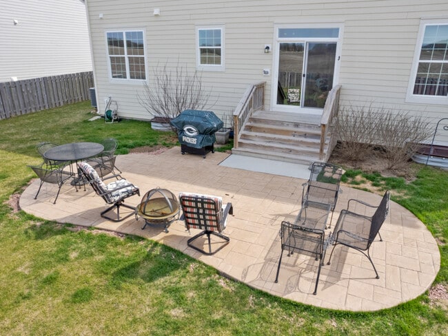 Building Photo - 1812 Empress Dr