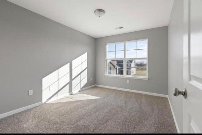 Building Photo - 6060 Arbor Wds Wy