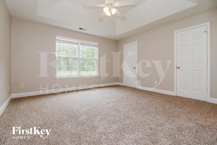 Building Photo - 108 Hidden Forest Ct