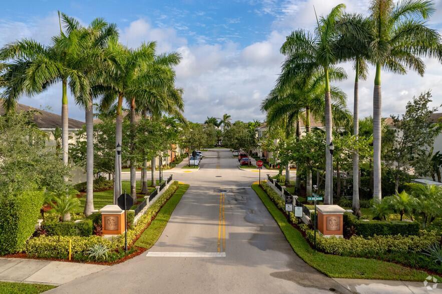 Orchid Grove - Orchid Grove Townhomes