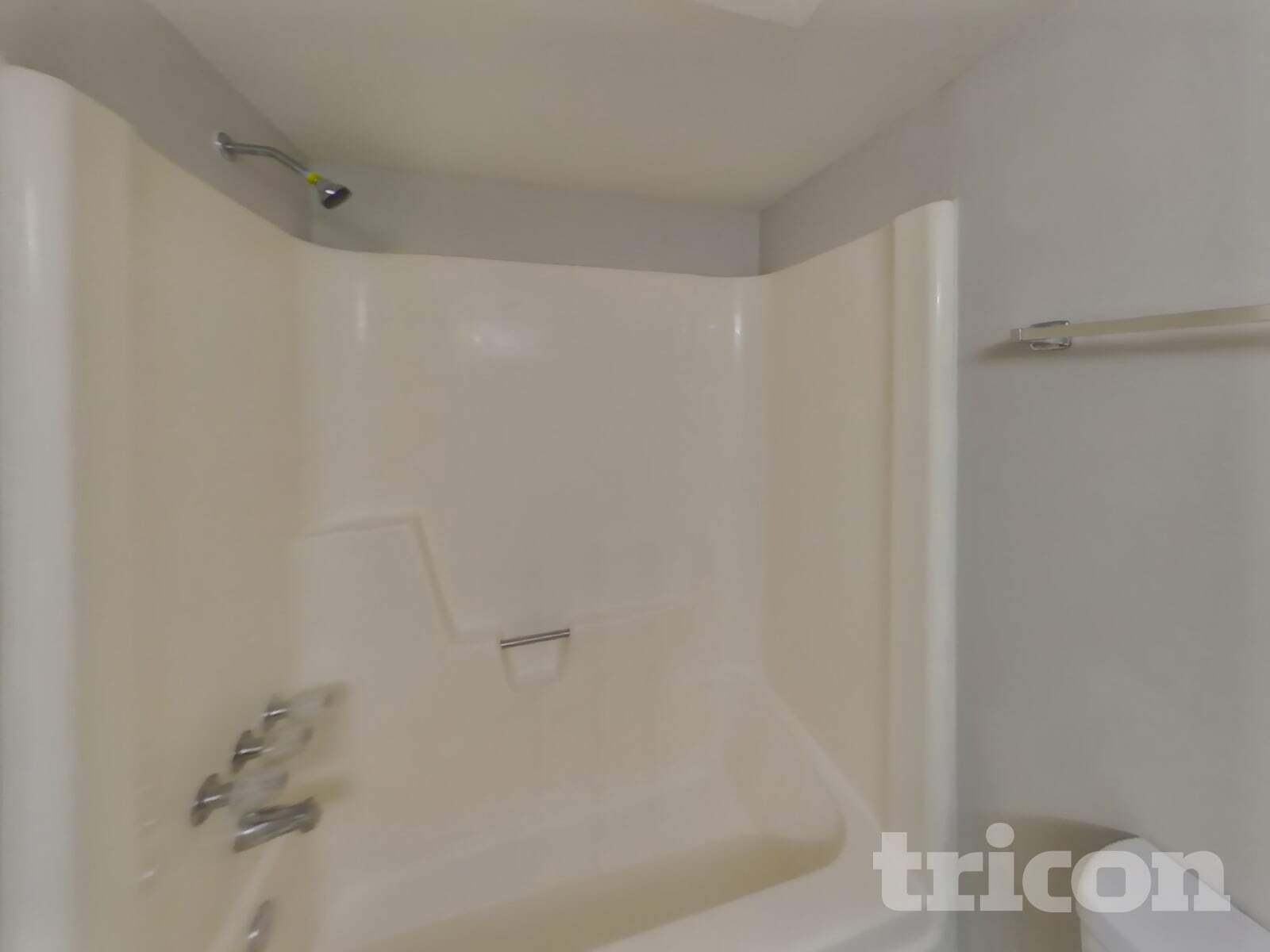 Building Photo - 6431 W Hatcher Rd