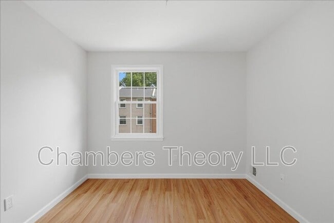 Building Photo - 3327 Webley Ct