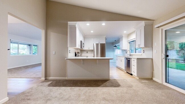Building Photo - Meticulously Maintained Four Bedroom Singl...