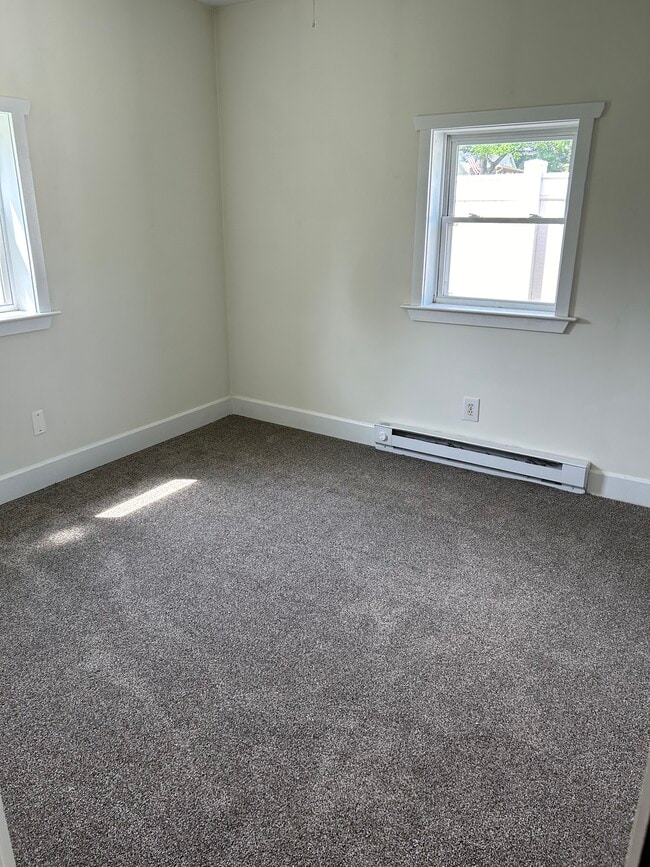 Bedroom #1 - 977 Laudermilch Rd