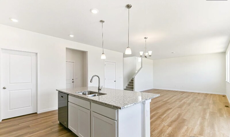 Building Photo - 9900 Biscay St