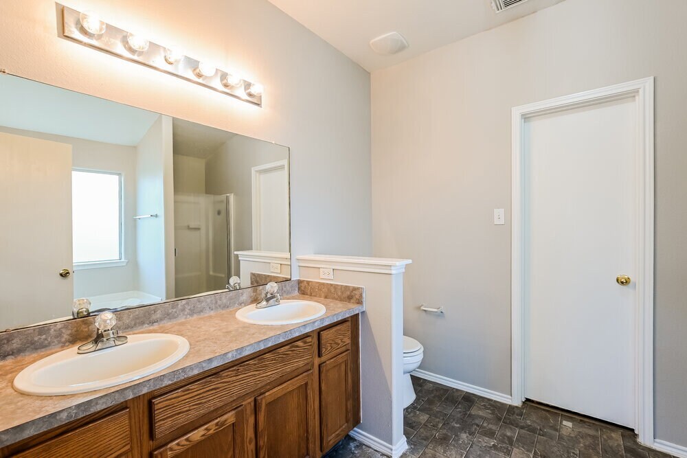 Building Photo - 7727 Painted Desert Dr