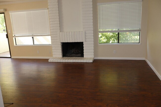 Building Photo - 3008 Swallows Nest Dr