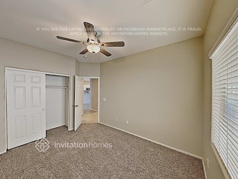 Building Photo - 1271 W Desert Valley Dr