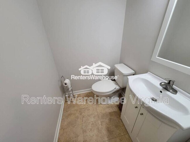 Building Photo - 2135 Sunset Maple Ln