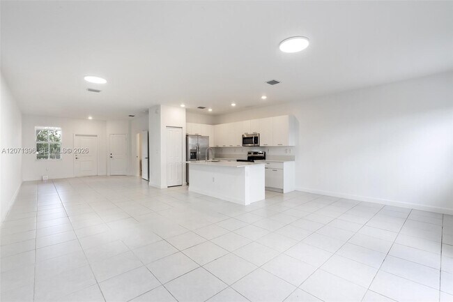 Building Photo - 2408 NW 131st Cir