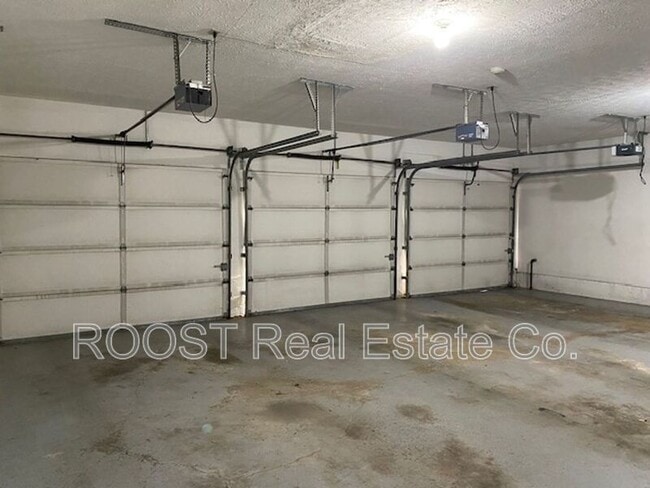 Building Photo - 5 N Chillicothe St