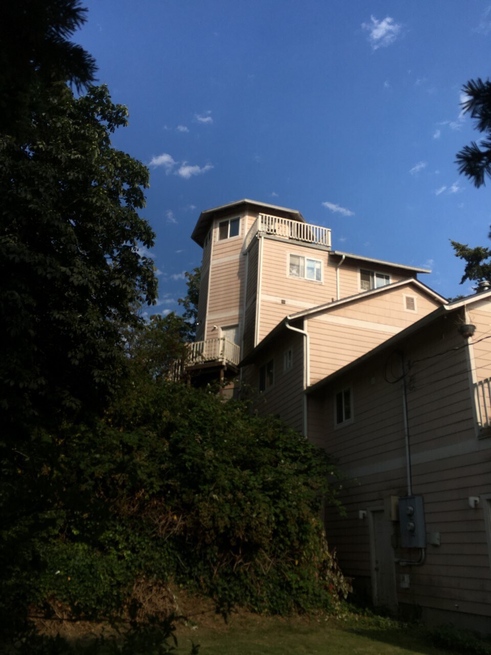 Building Photo - 315 Whatcom St