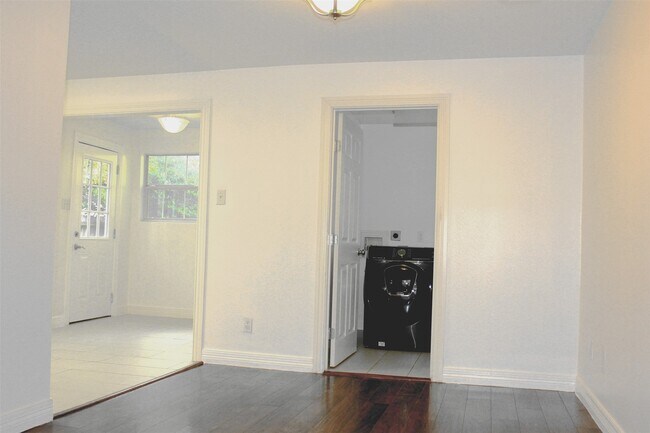 Building Photo - 4416 Holt St