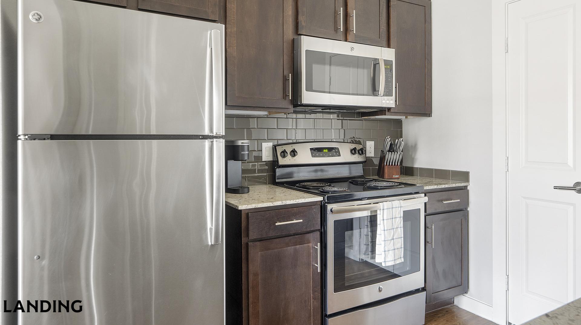 Building Photo - 4300 Cromwell Dr