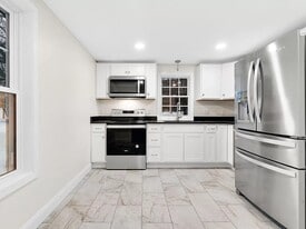 Building Photo - 41 Lotts Dr