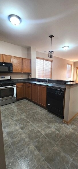 Building Photo - 1316 Kettleson Dr