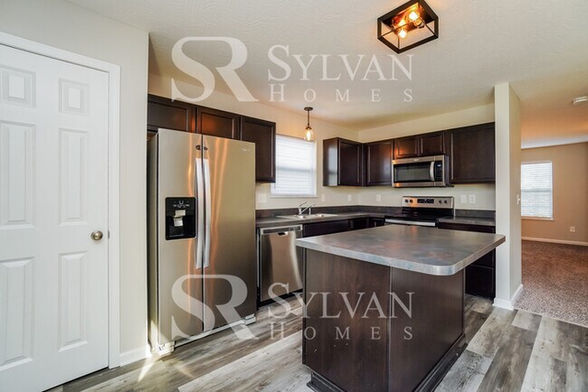 Building Photo - The Lifestyle You Deserve.