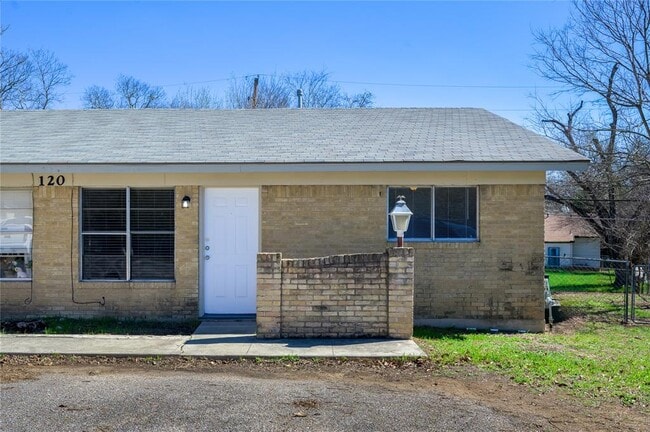 Building Photo - 120 Coers Cir