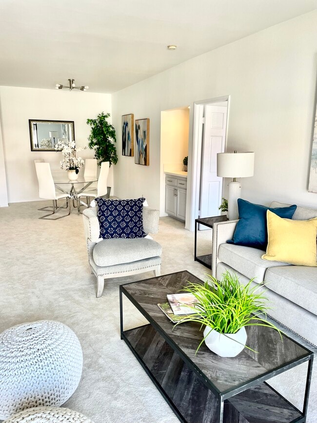 Building Photo - 8180 Manitoba St