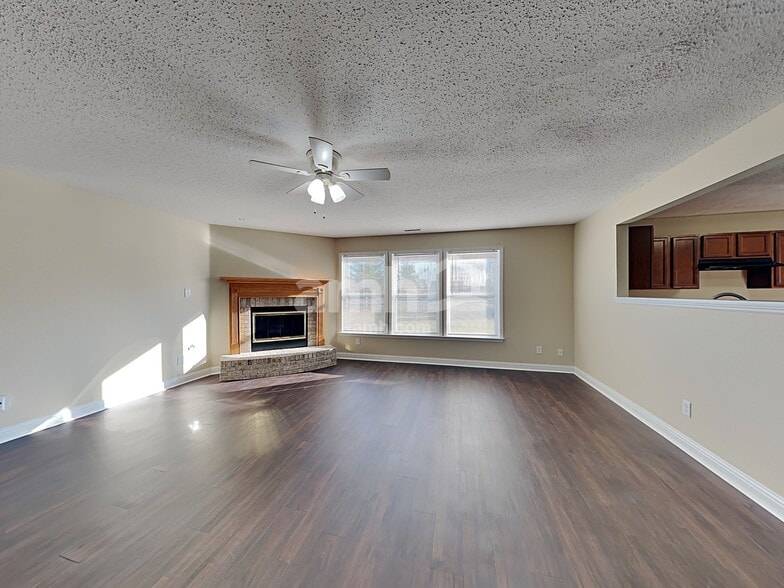 Building Photo - 8339 Firefly Way